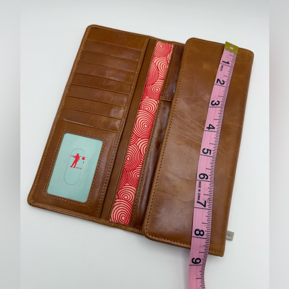 NWOT Hobo International Tan Large Trifold Leather Wallet Sadie Jill - Picture 8 of 9